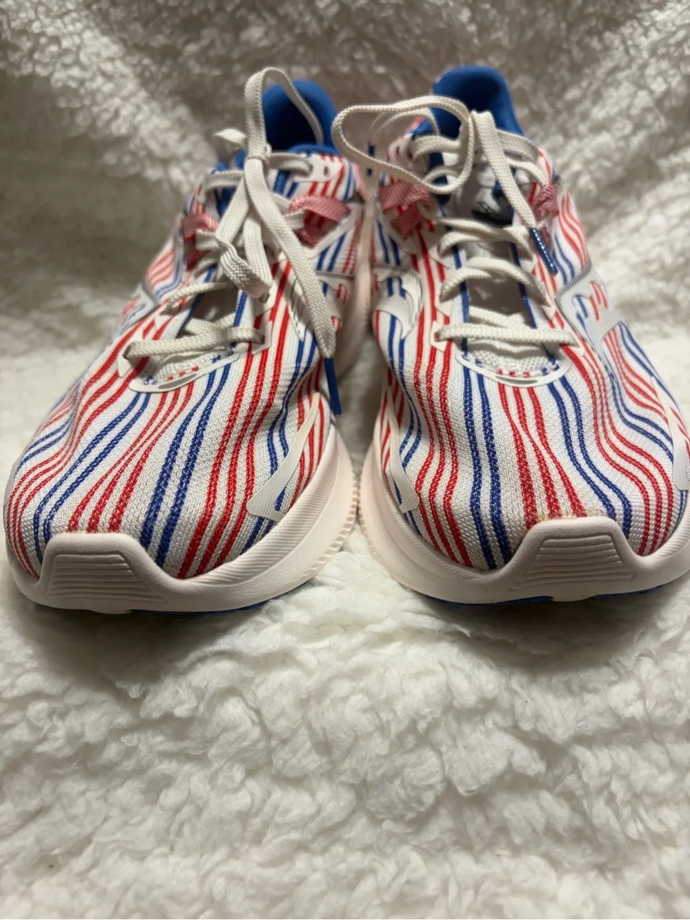 Saucony Women’s Sneakers in Red, White & Blue Stripes